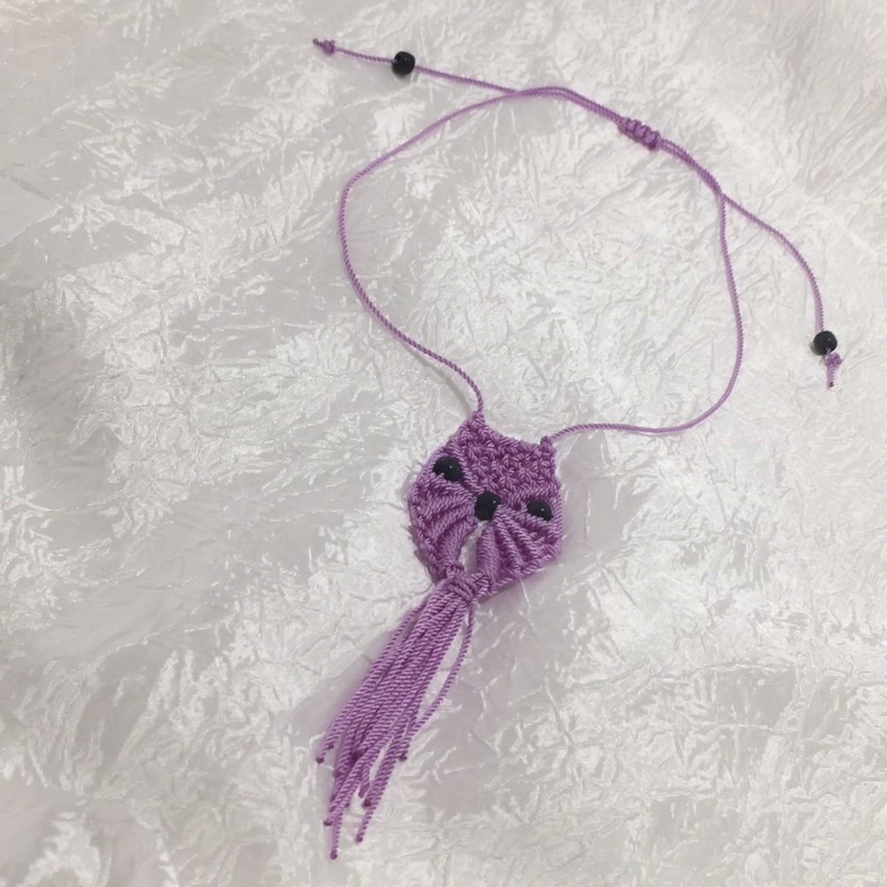 Macramé owl necklace - Picture 7 of 12